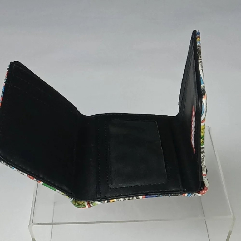Marvel Trifold Wallet. - Picture 9 of 13